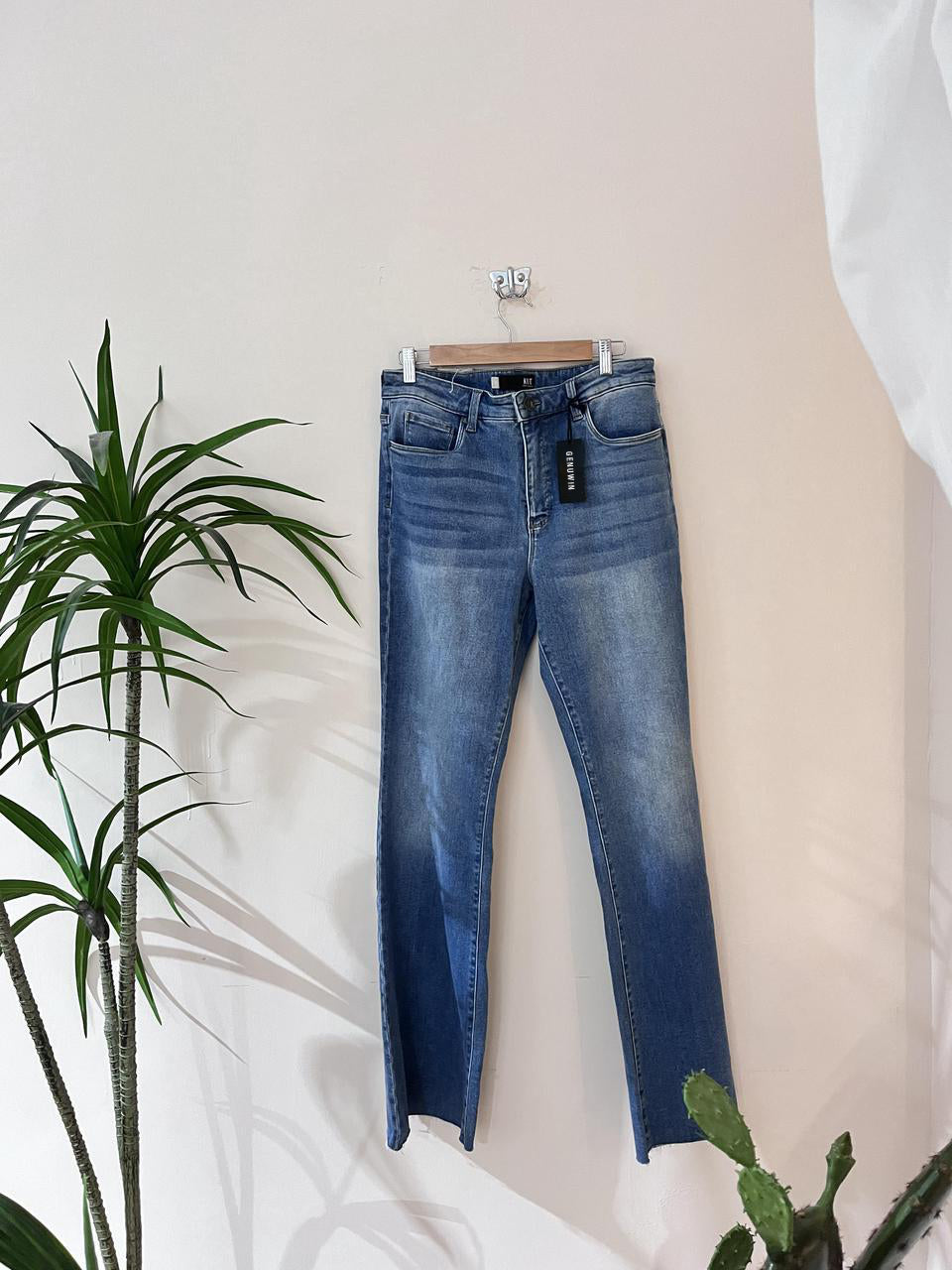 GENUWIN Medium-Stretch Jeans